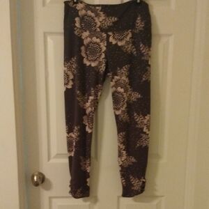 Floral Patterned Leggings